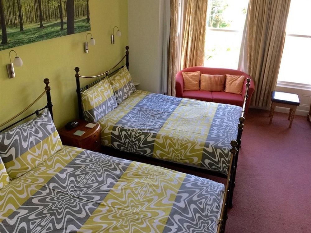 Derrin Guest House Larne Eksteriør billede