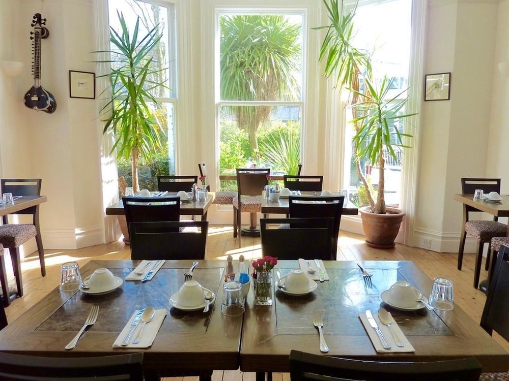 Derrin Guest House Larne Eksteriør billede
